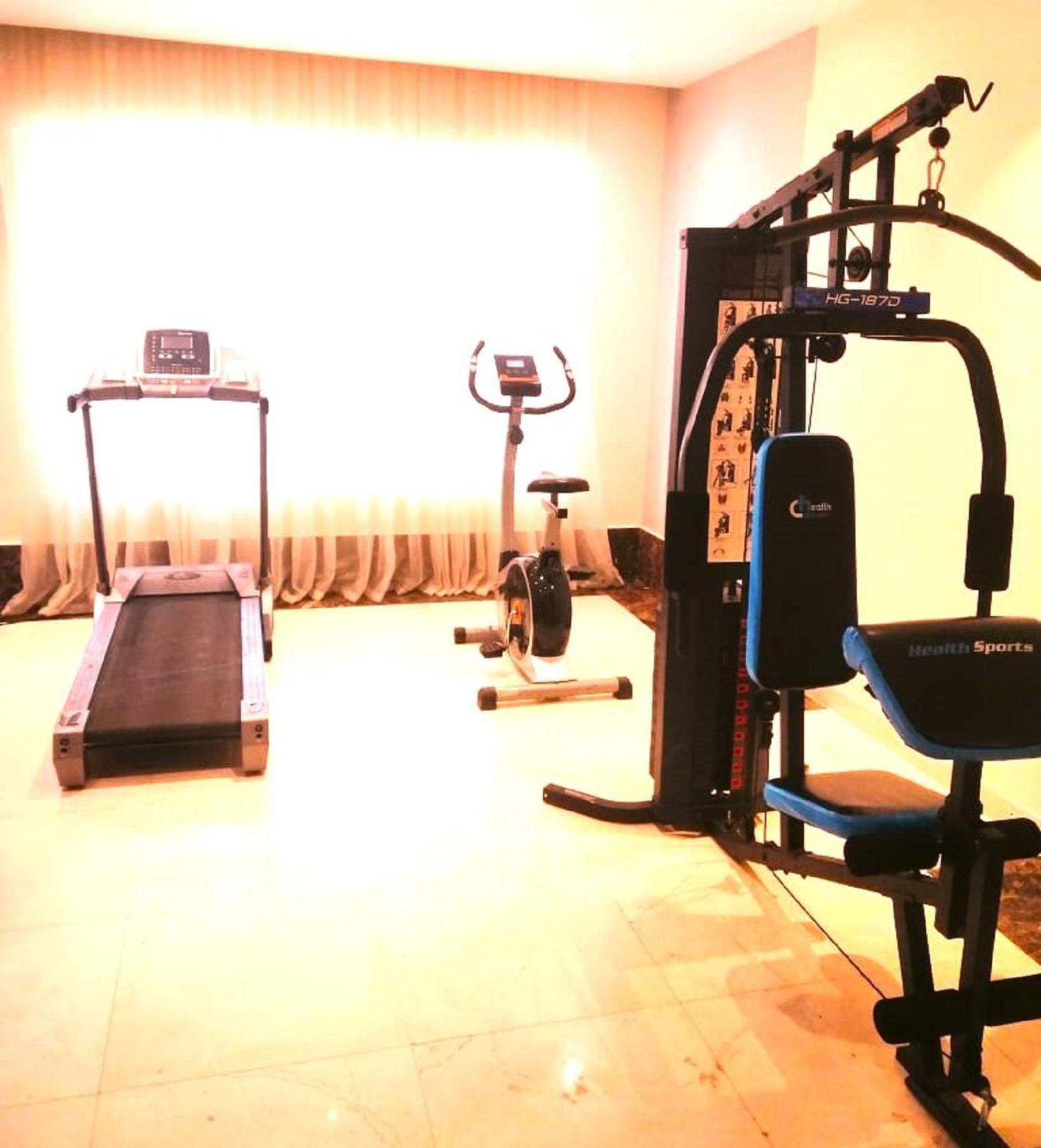 Quiet Jeddah Al Hamra Hotel Bagian luar foto