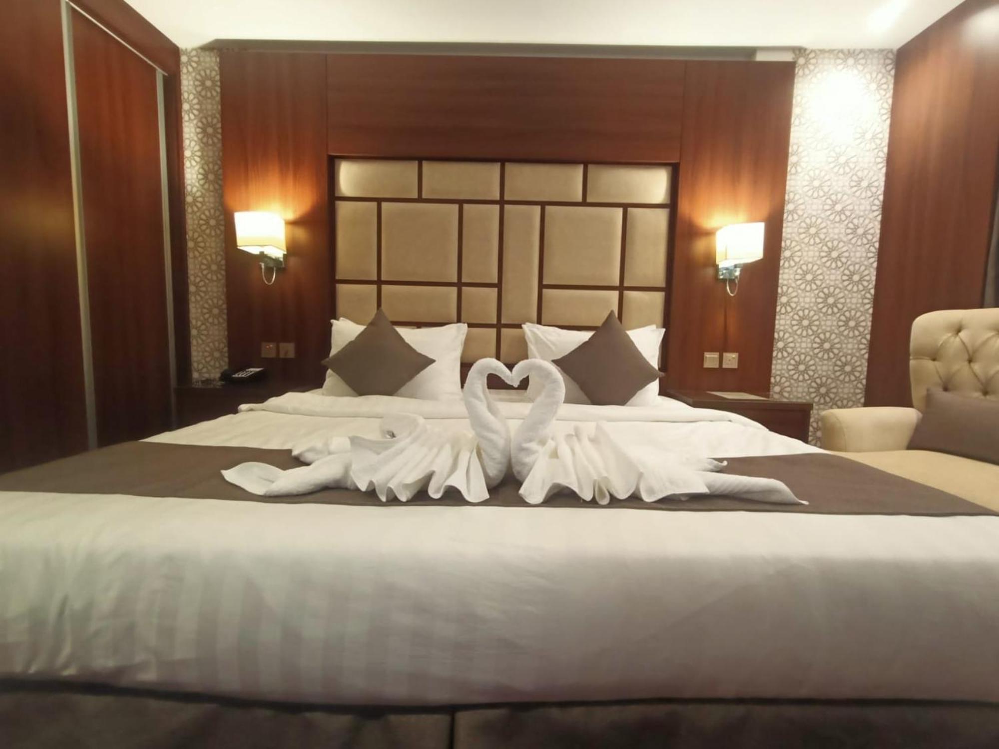 Quiet Jeddah Al Hamra Hotel Bagian luar foto