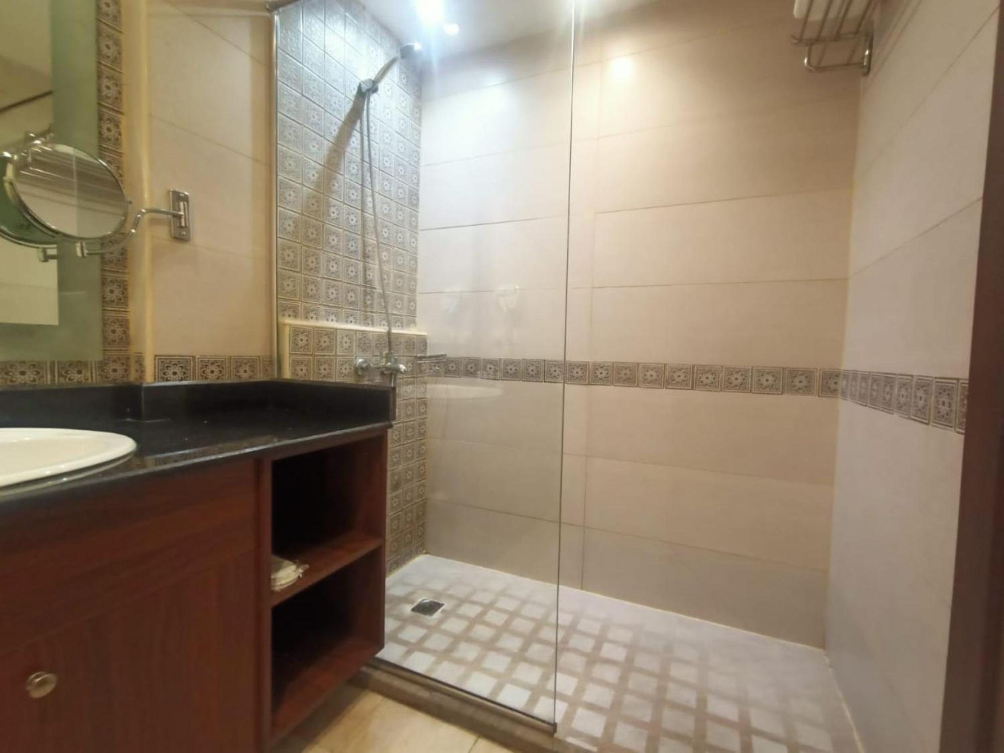 Quiet Jeddah Al Hamra Hotel Bagian luar foto