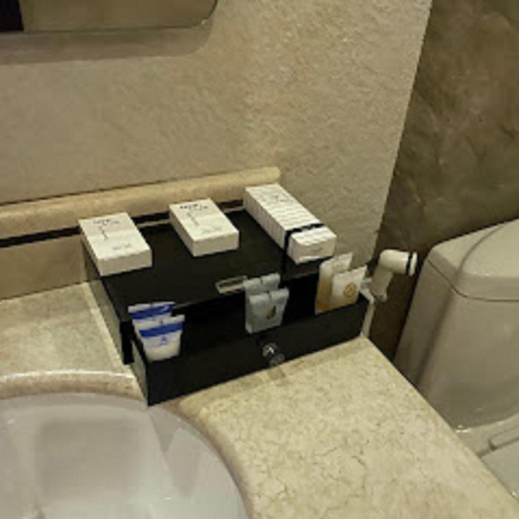 Quiet Jeddah Al Hamra Hotel Bagian luar foto